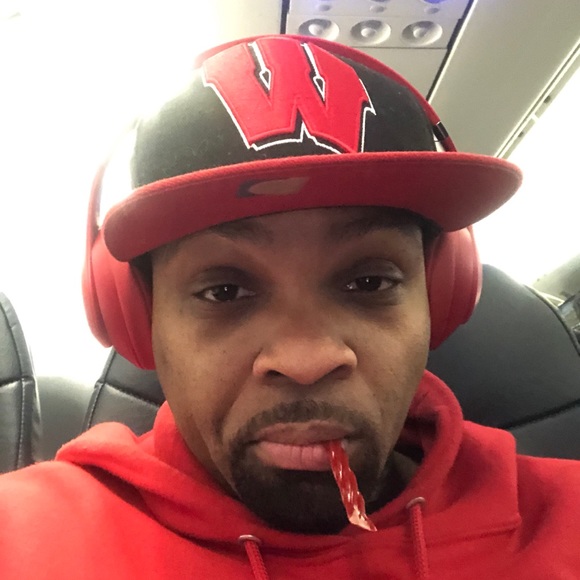 Meet your Posher, Jamar - Picture 1 of 1